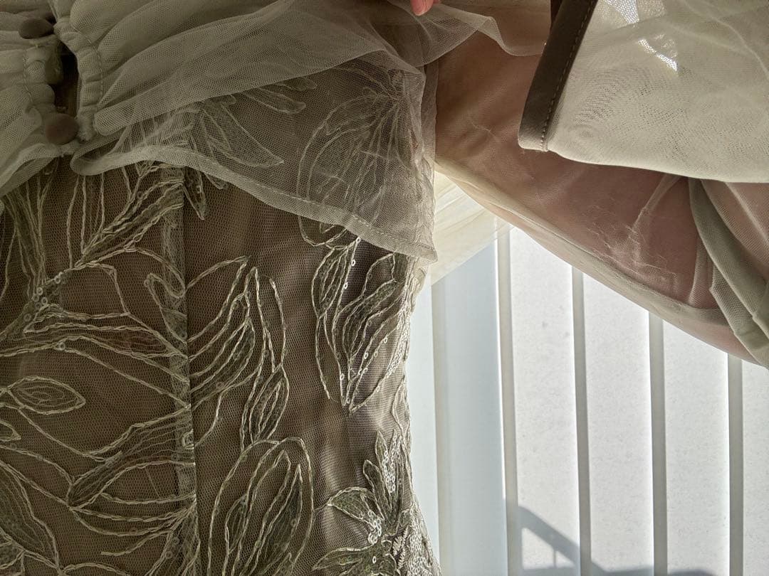 チュールオフショルダー花柄Iラインワンピースドレス結婚式パーティー二次会成人式