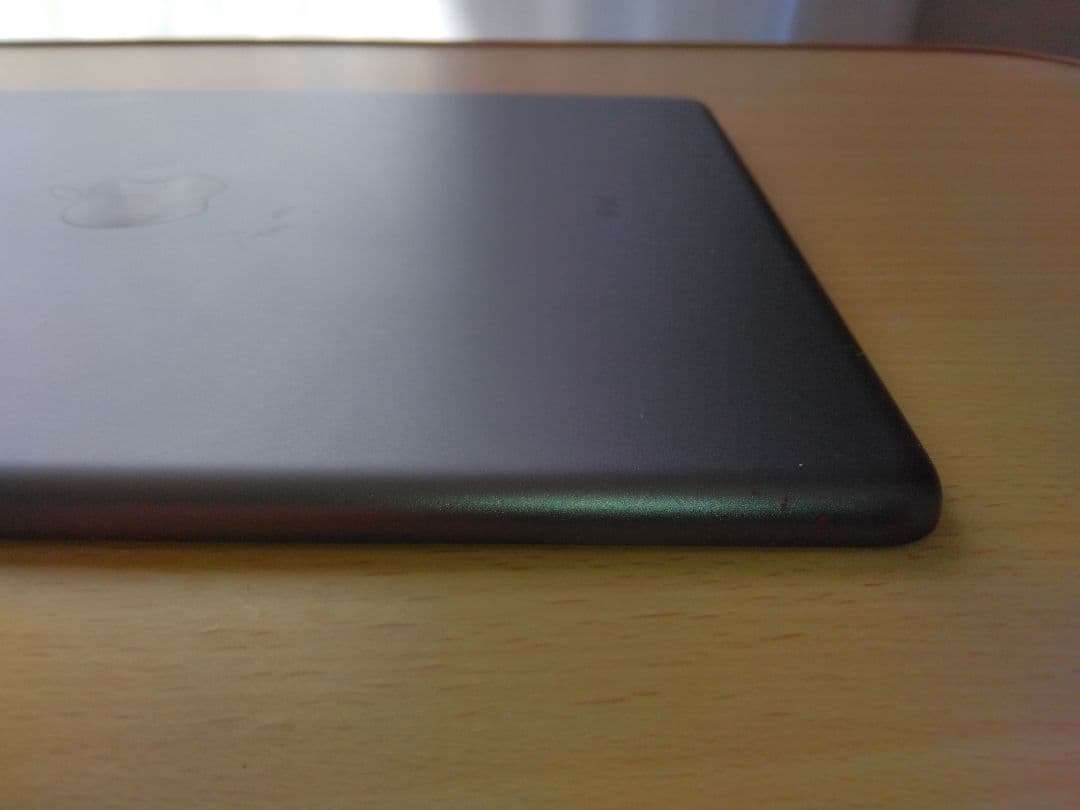 a*6様 Apple iPad（第８世代）iPadOS 26.2