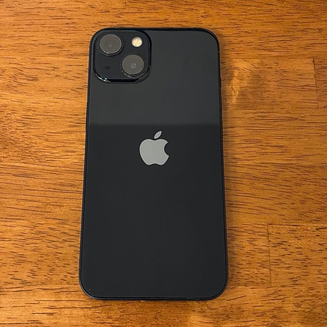 iPhone 13 本体　128GB ケース付き