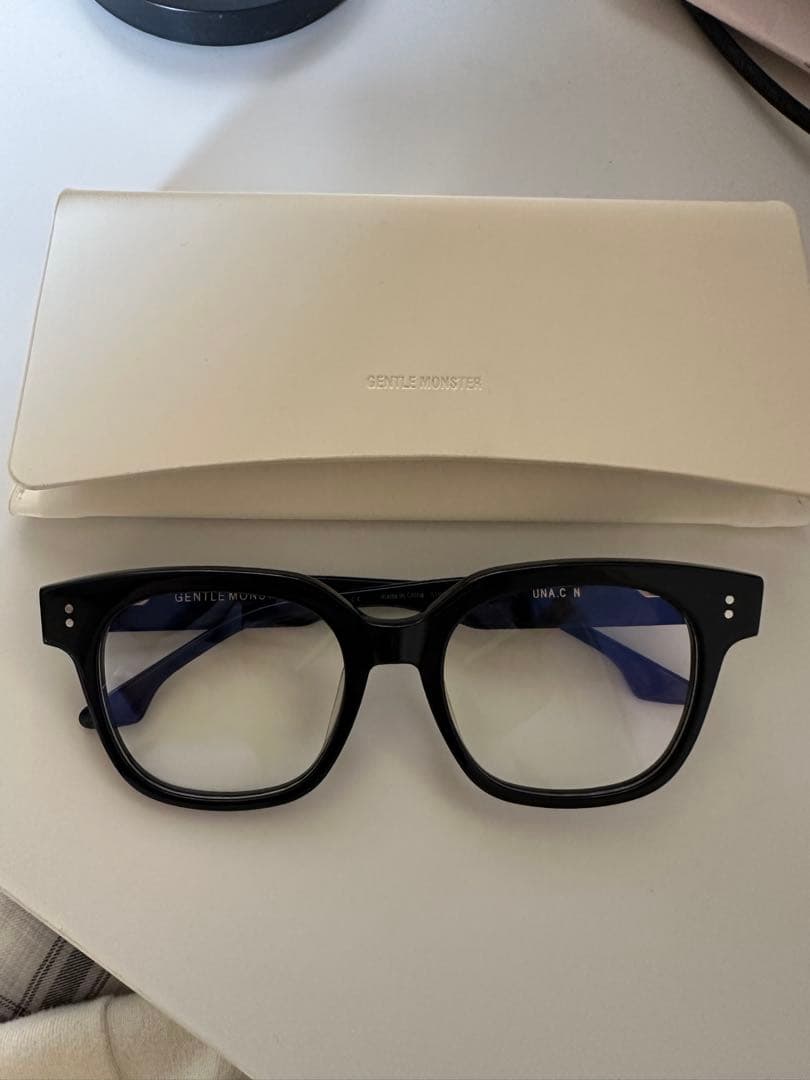 GENTLE MONSTER UNA.C N ブラックメガネ ケ