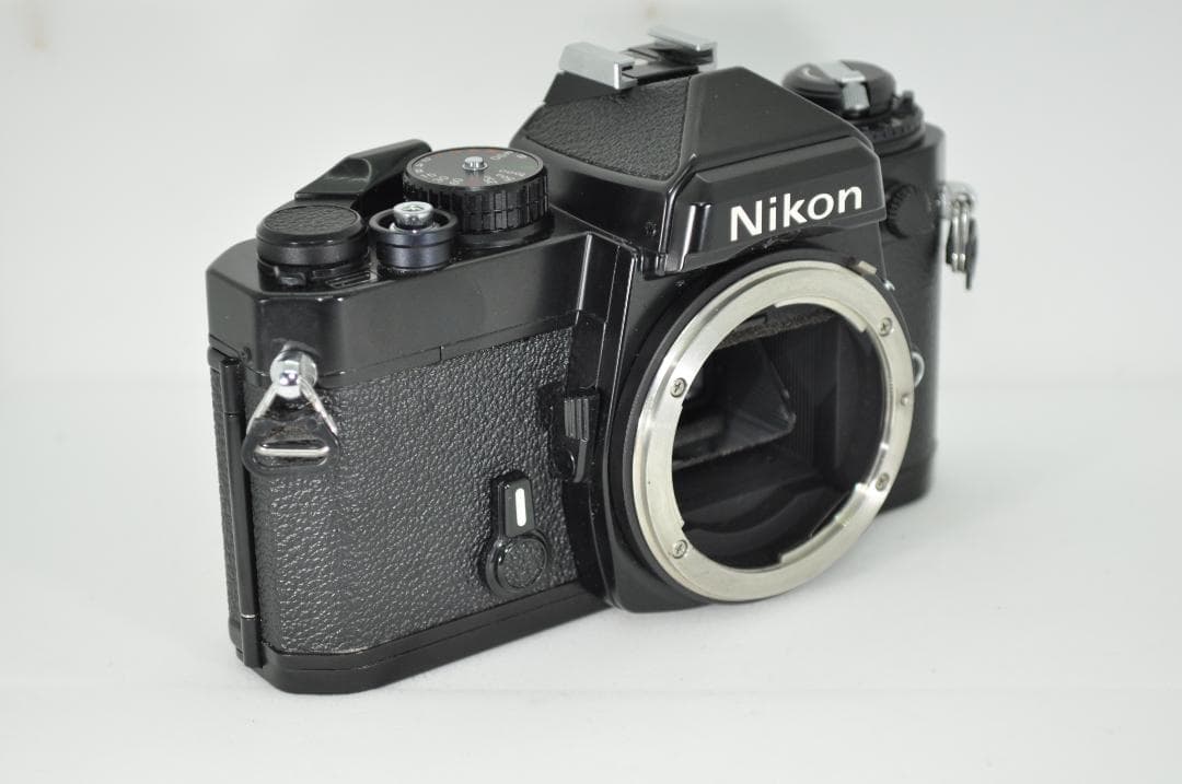 超美品！ モルト交換 清掃済 簡易整備済 人気の Nikon ニコン FE ♪