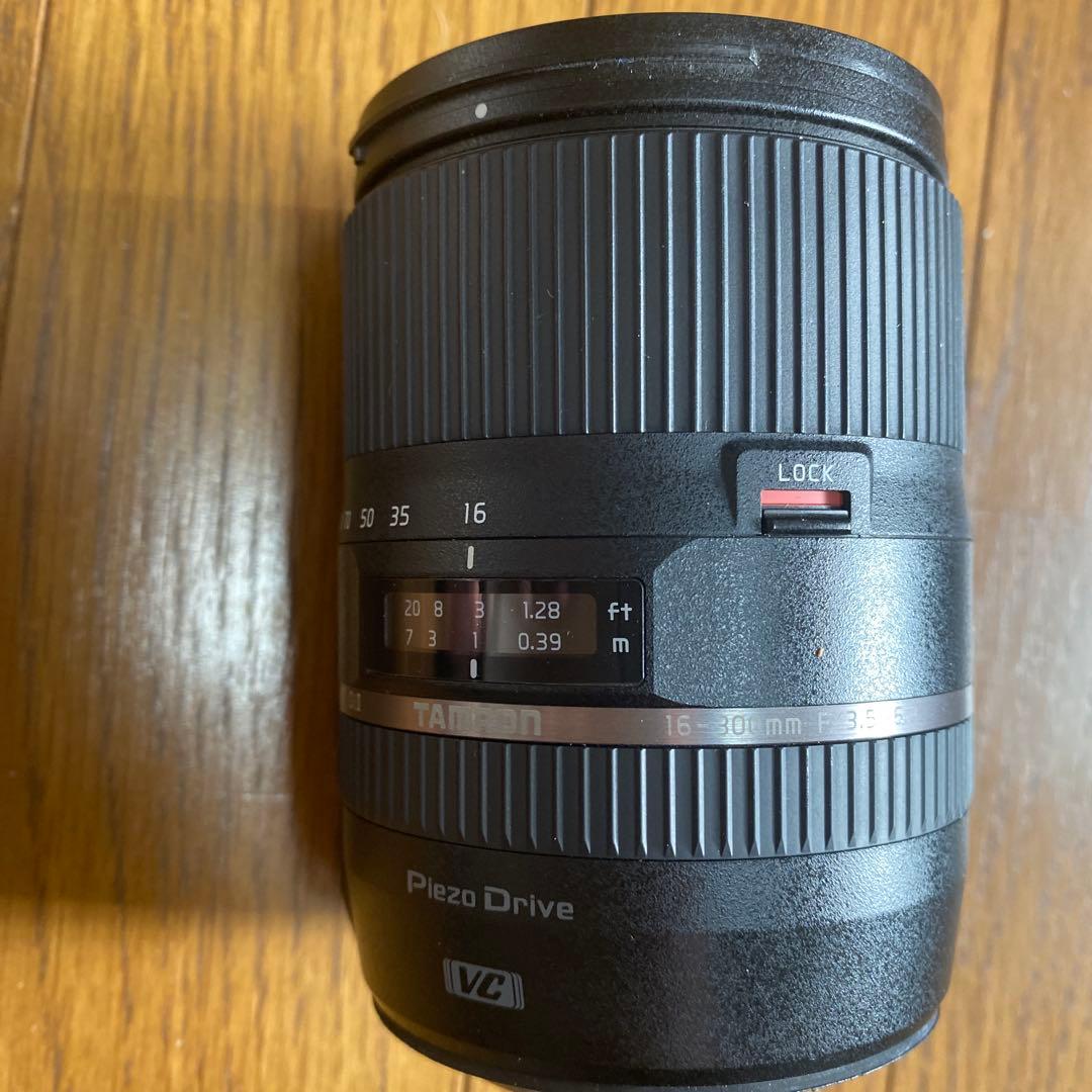 TAMRON 16-300mm F3.5-6.3 DiII APS-C専用
