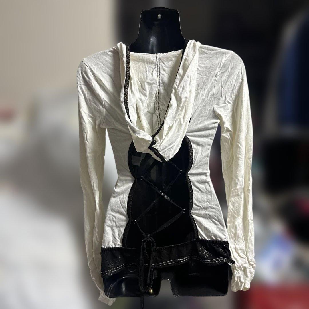 古着　d.i.a. スカルプリント 長袖Tシャツ