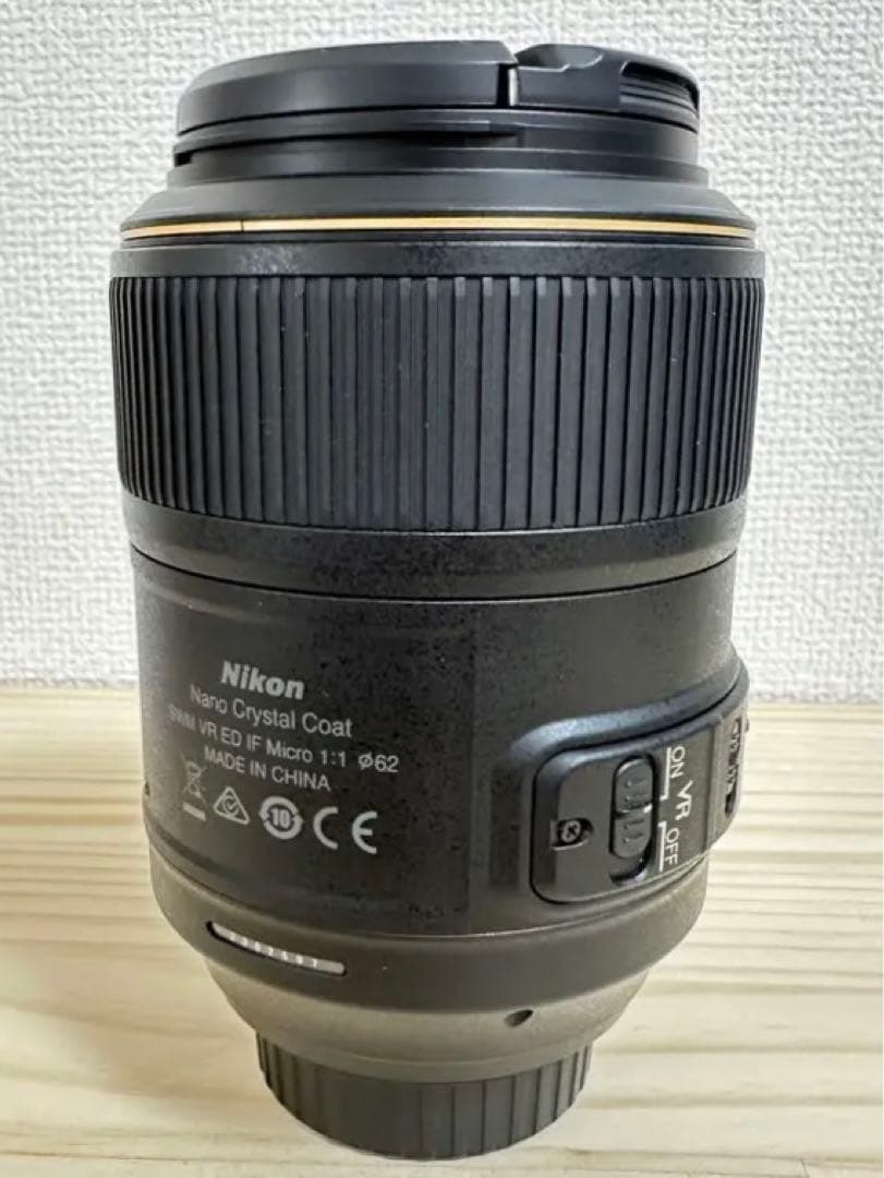 【新品同様】ニコンAF-S VR マイクロニッコール 105mm f/2.8G