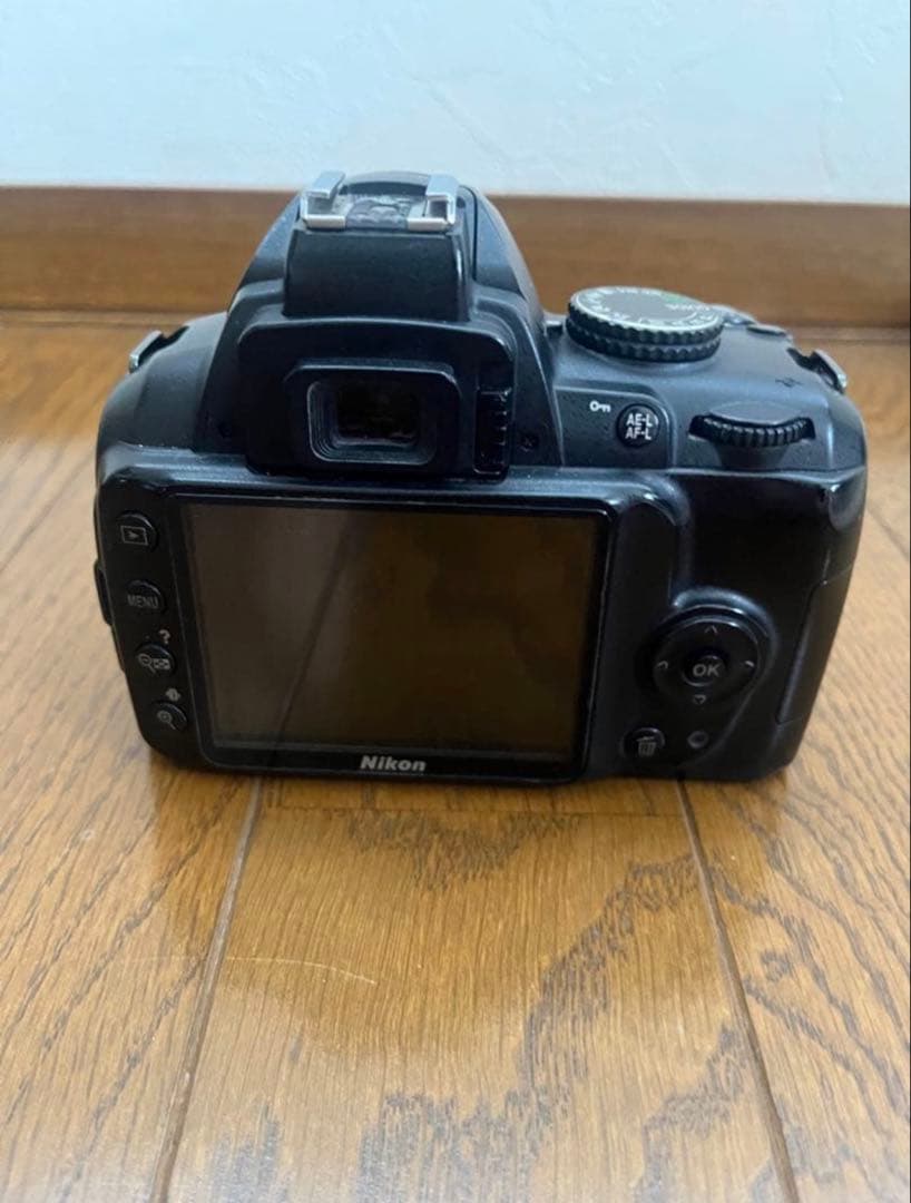 デジタルカメラ Nikon d3000