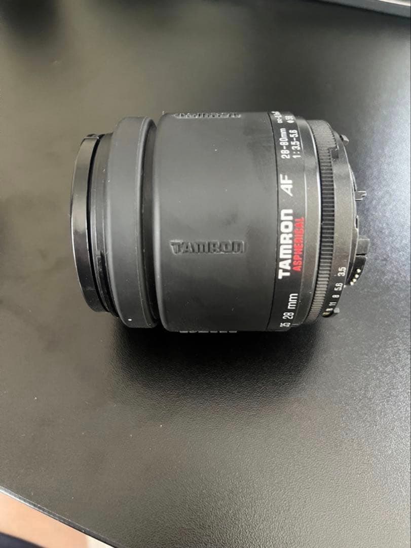 デジタルカメラ Nikon d3000