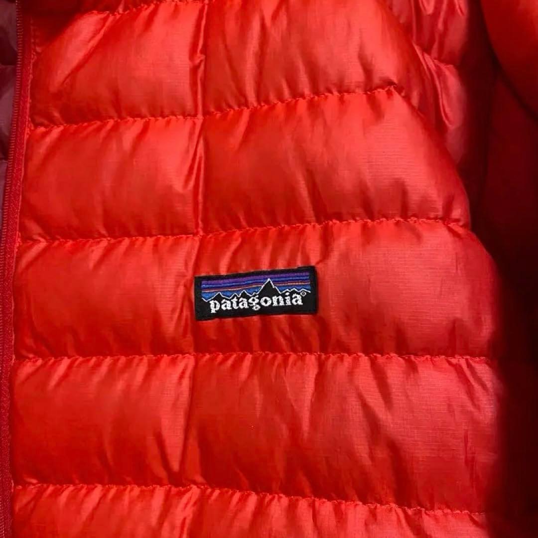 【patagonia】軽量ダウン　メンズ　L レッド