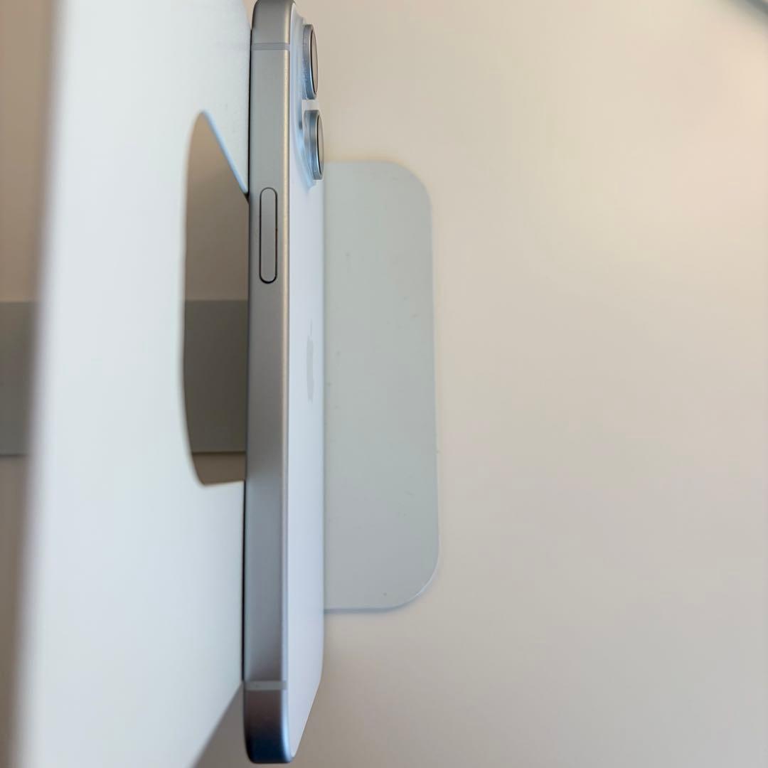 iPhone15 128GB ブルー　美品