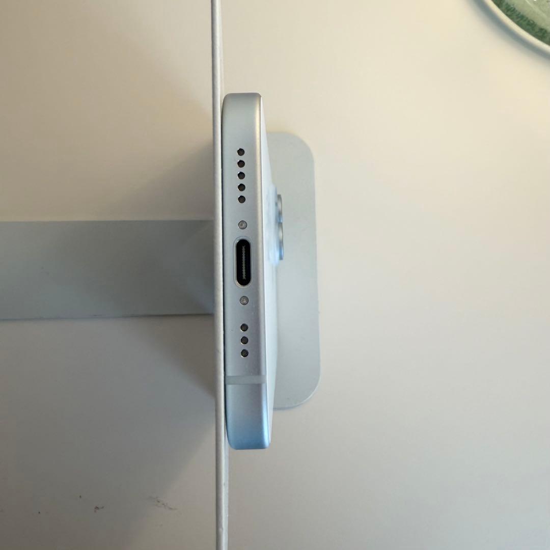 iPhone15 128GB ブルー　美品