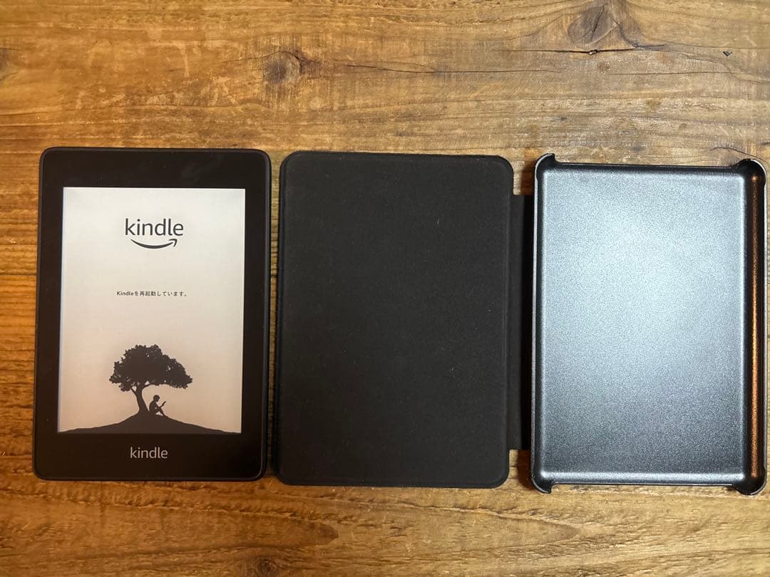 Kindle Paperwhite 第10世代 8G カバー付き