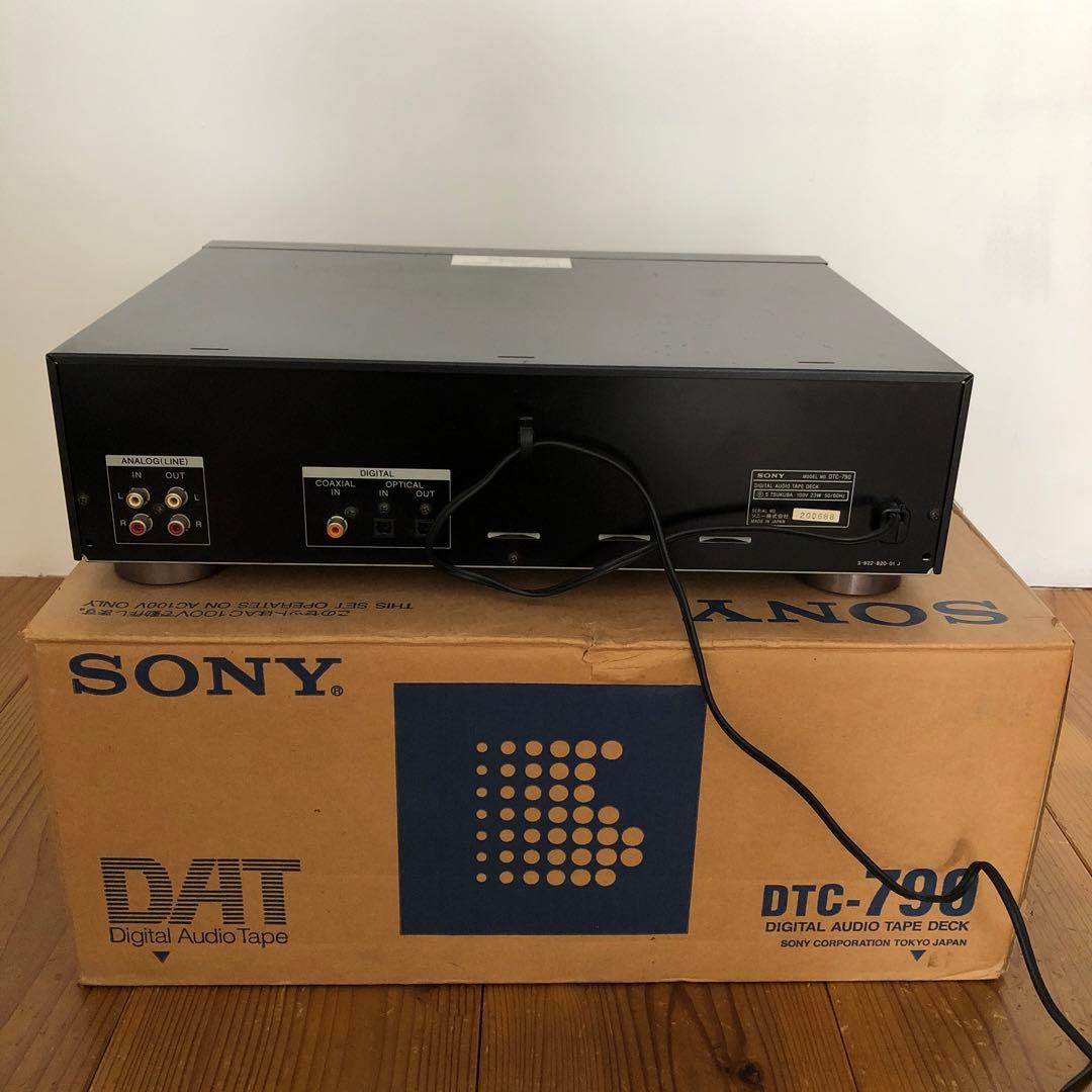 SONY DTC-790 DATデッキ 取説　箱付 リモコンおまけ　ジャンク
