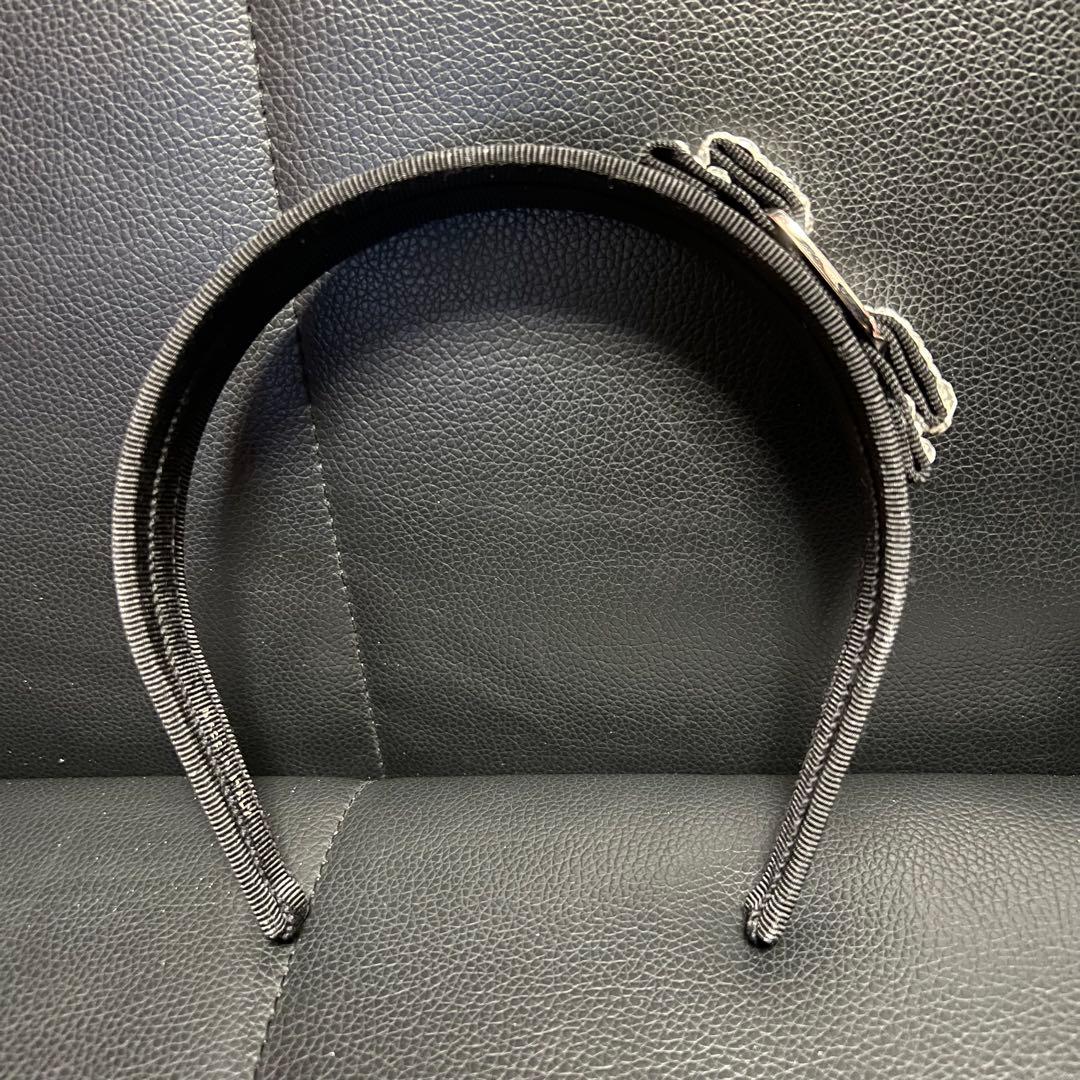 一度のみ使用美品　サルバトーレフェラガモ ビジュー ヴァラ リボン　カチューシャ