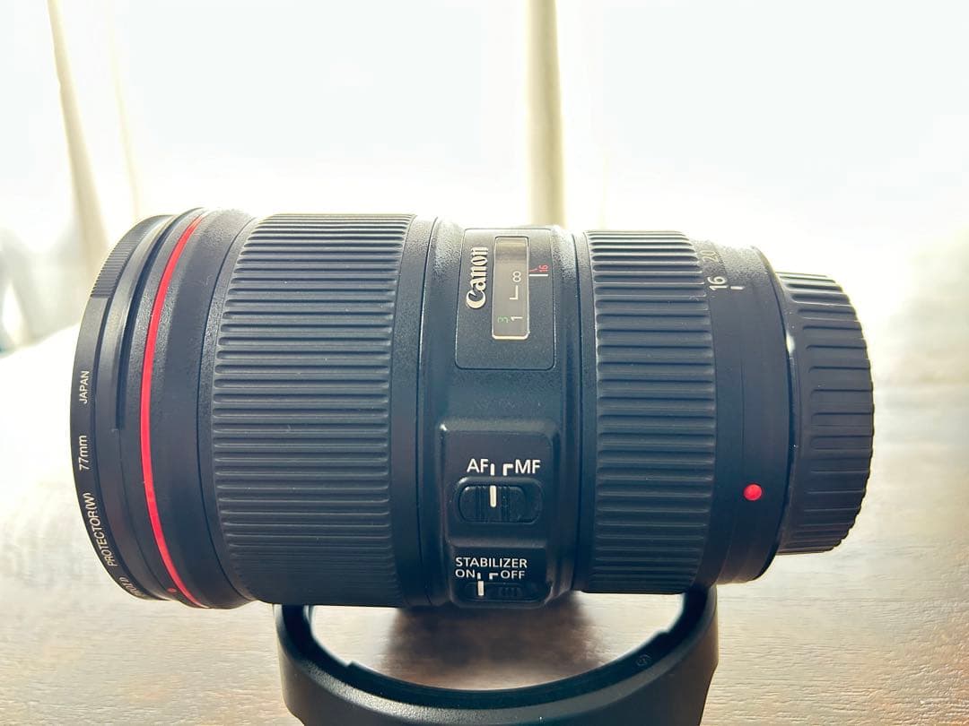 キャノンCanon EF16-35mm f/4L IS USM ズームレンズ美品