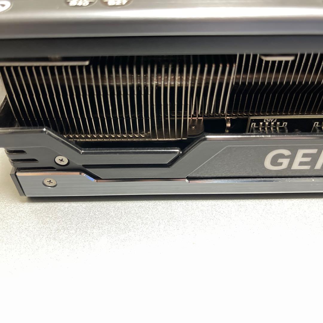 グラフィックボード・グラボ・ビデオカード Palit GeForce RTX4090 GameRock OmniBlack