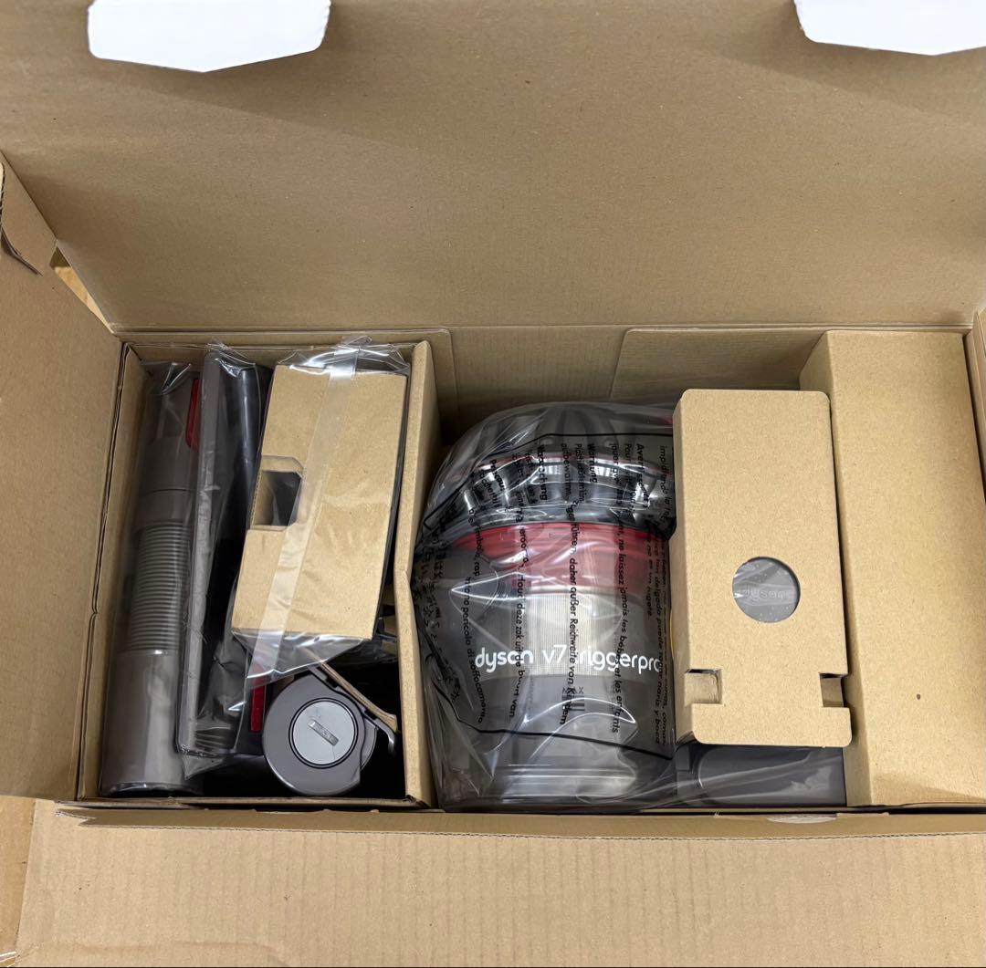 Dyson v7 triggerpro ハンディクリーナー
