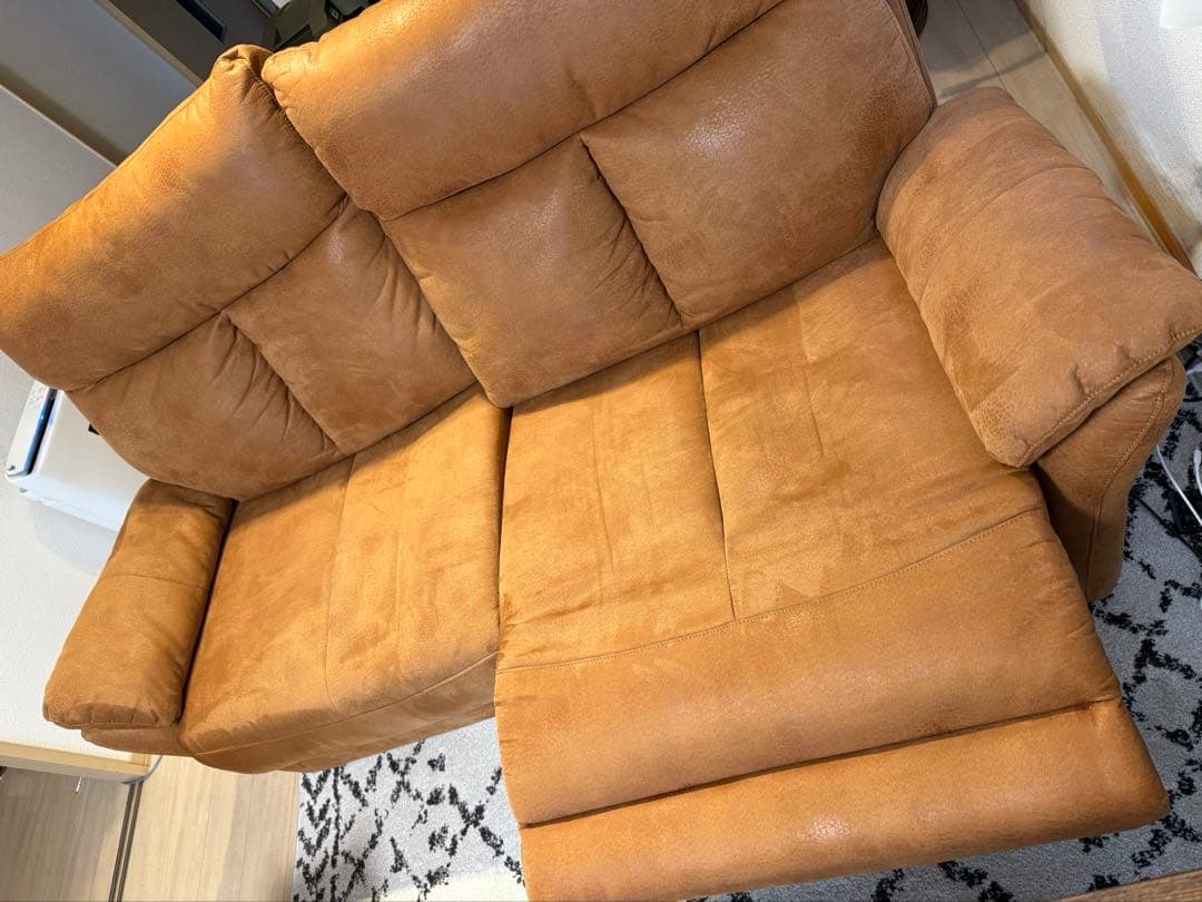 【美品・送料込み】2人掛け電動リクライニングソファ