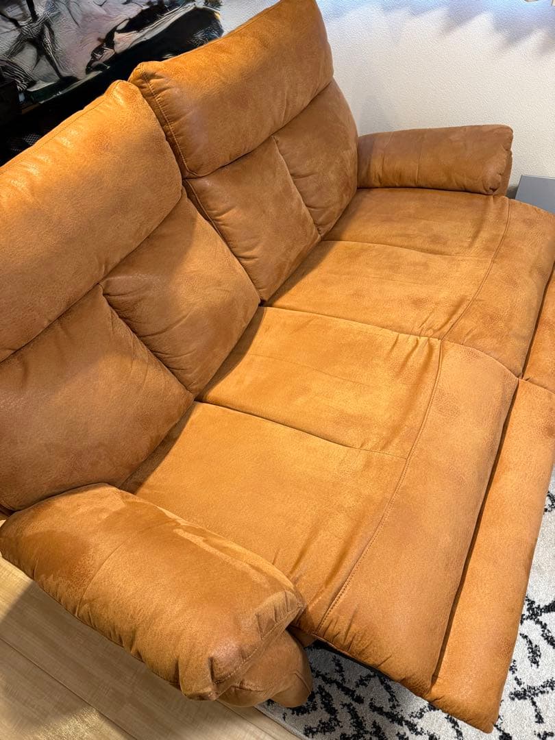 【美品・送料込み】2人掛け電動リクライニングソファ