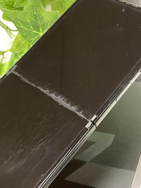 サムスン Galaxy Z Flip3 5G SCG12 au SIMフリー