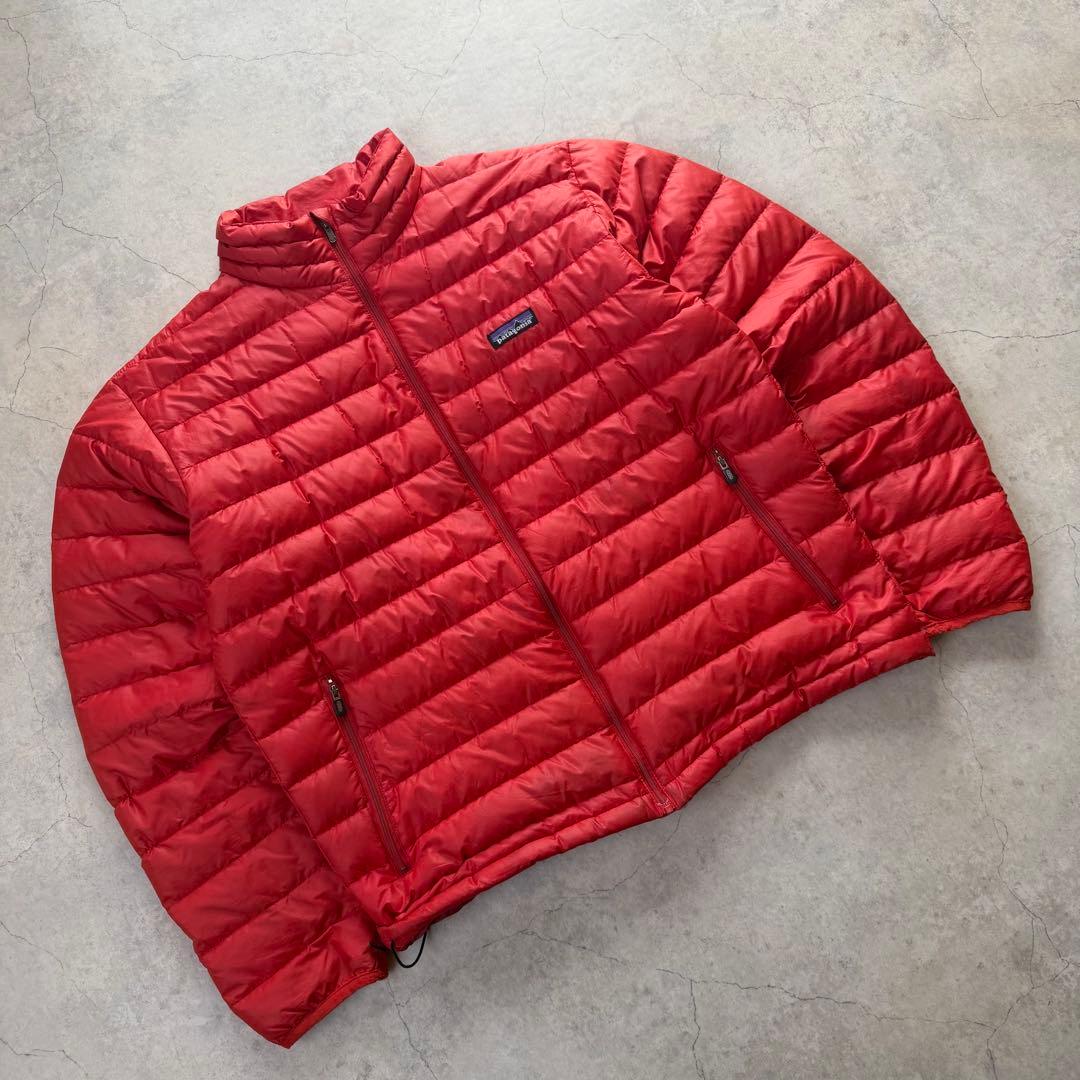 Patagonia パタゴニア ライトダウンジャケット ロゴ 赤