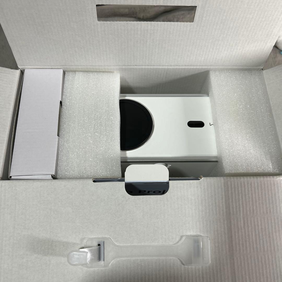 【美品】プロジェクターWiMiUS P63