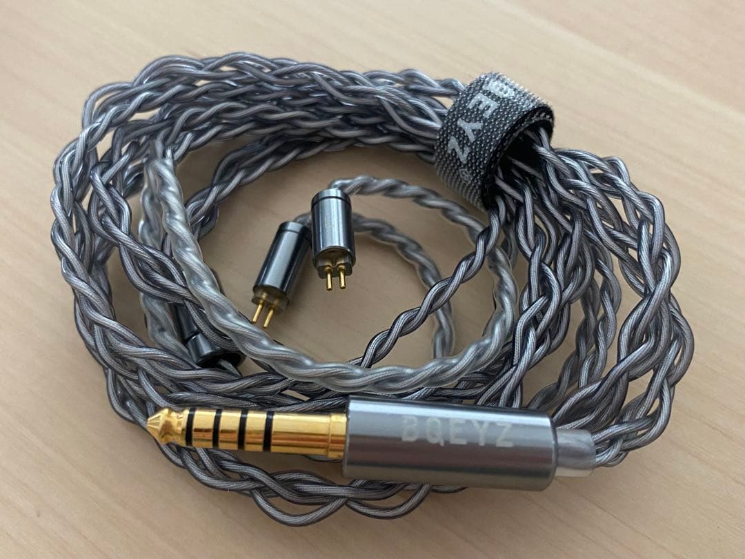 BQEYZ ビーキューアイズ イヤホン Winter ブラック 4.4mm①