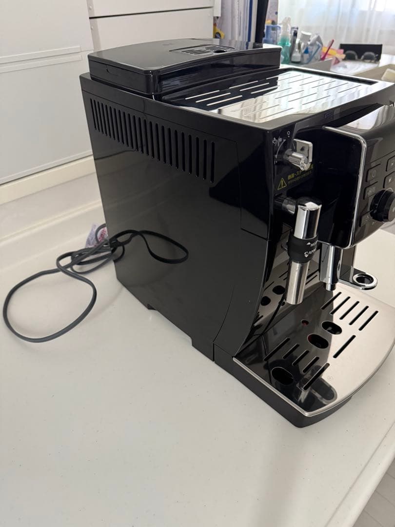 デロンギ マグニフィカS ECAM23120BN 全自動エスプレッソマシン