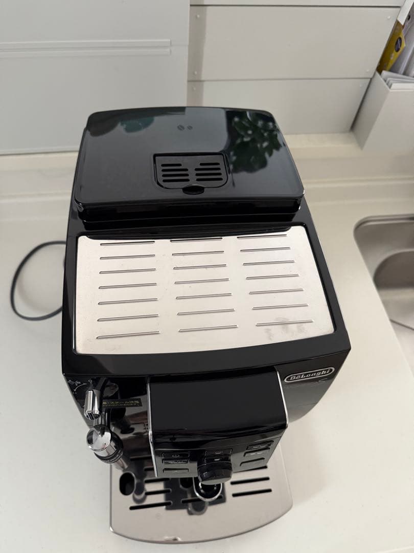 デロンギ マグニフィカS ECAM23120BN 全自動エスプレッソマシン