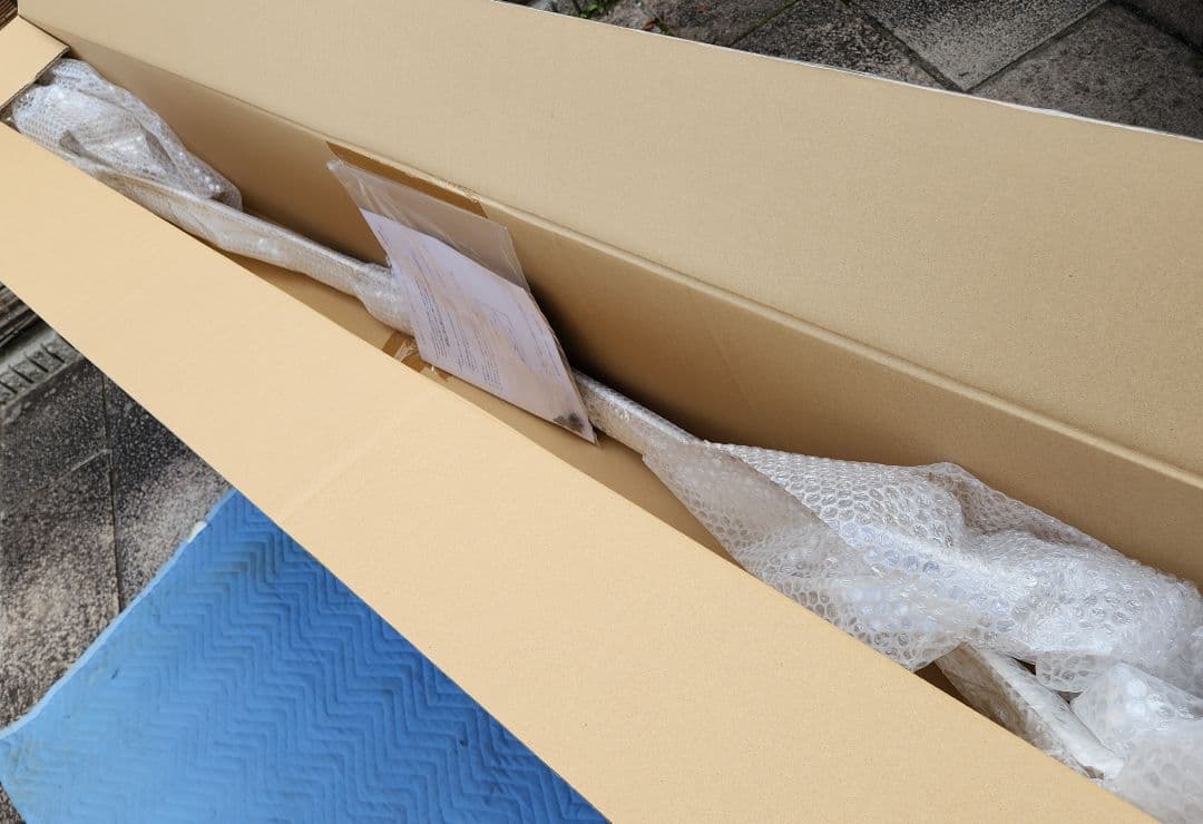 ガレージベリー│ワイパーガード｜200 ハイエース ワイド│FRP製 未塗装