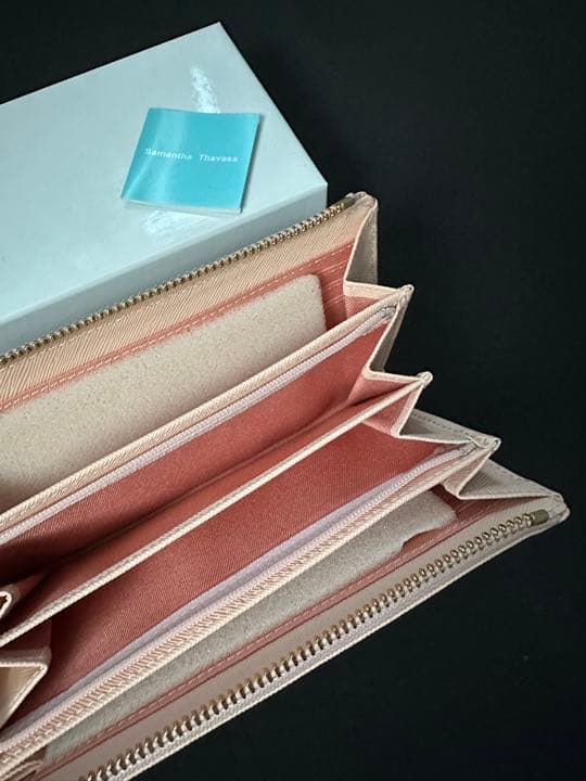 ● momo ●未使用⭐︎箱付⭐︎Samantha Thavasa・長財布