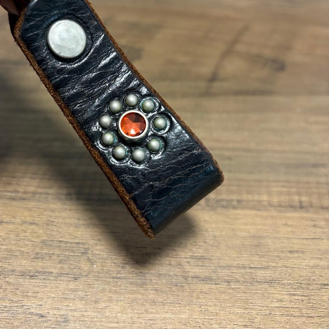 HTCフラワースタッズウォレットチェーン