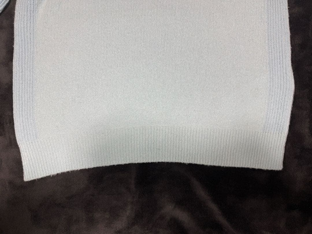 Stone 　スカイブルーニット