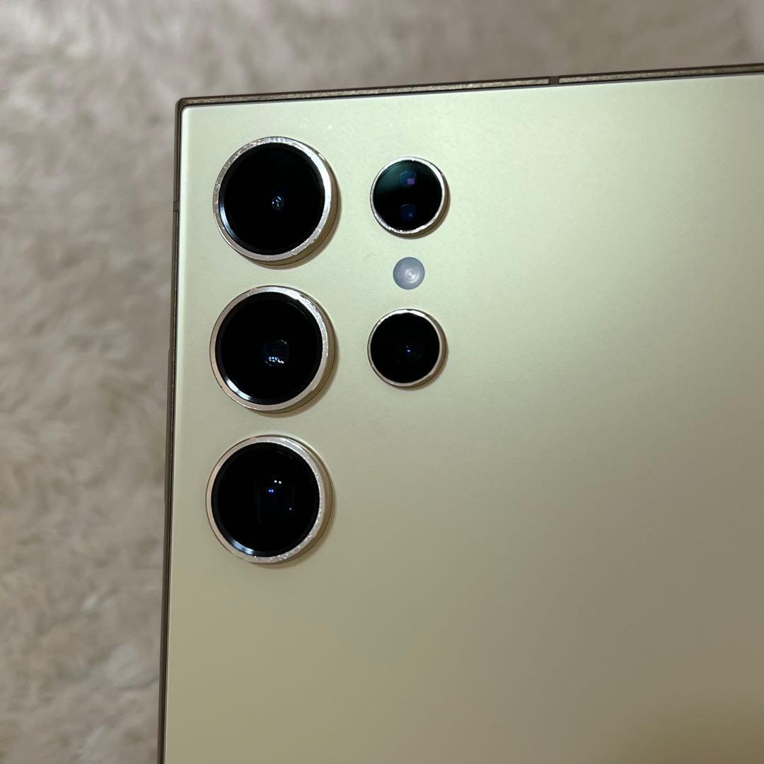 ★Galaxy S24 ultra 256GB チタニウムイエロー i50