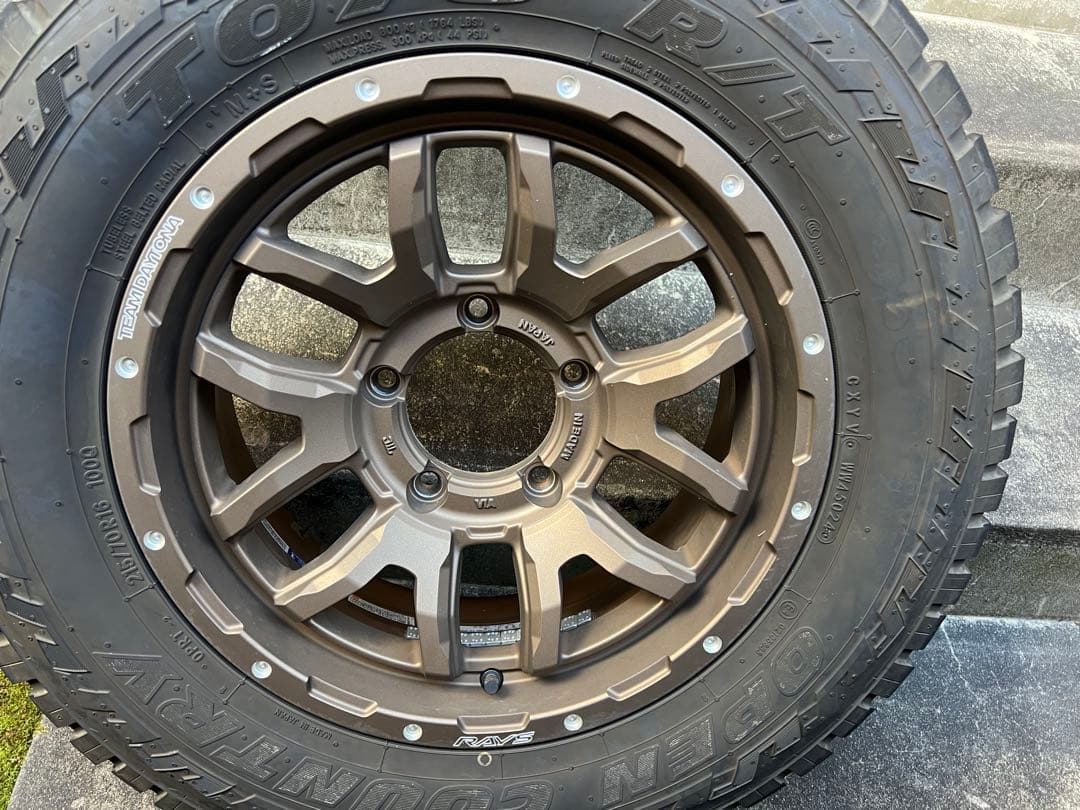 [たーろ］ジムニーシエラ　ノマド　タイヤホイール4本セット