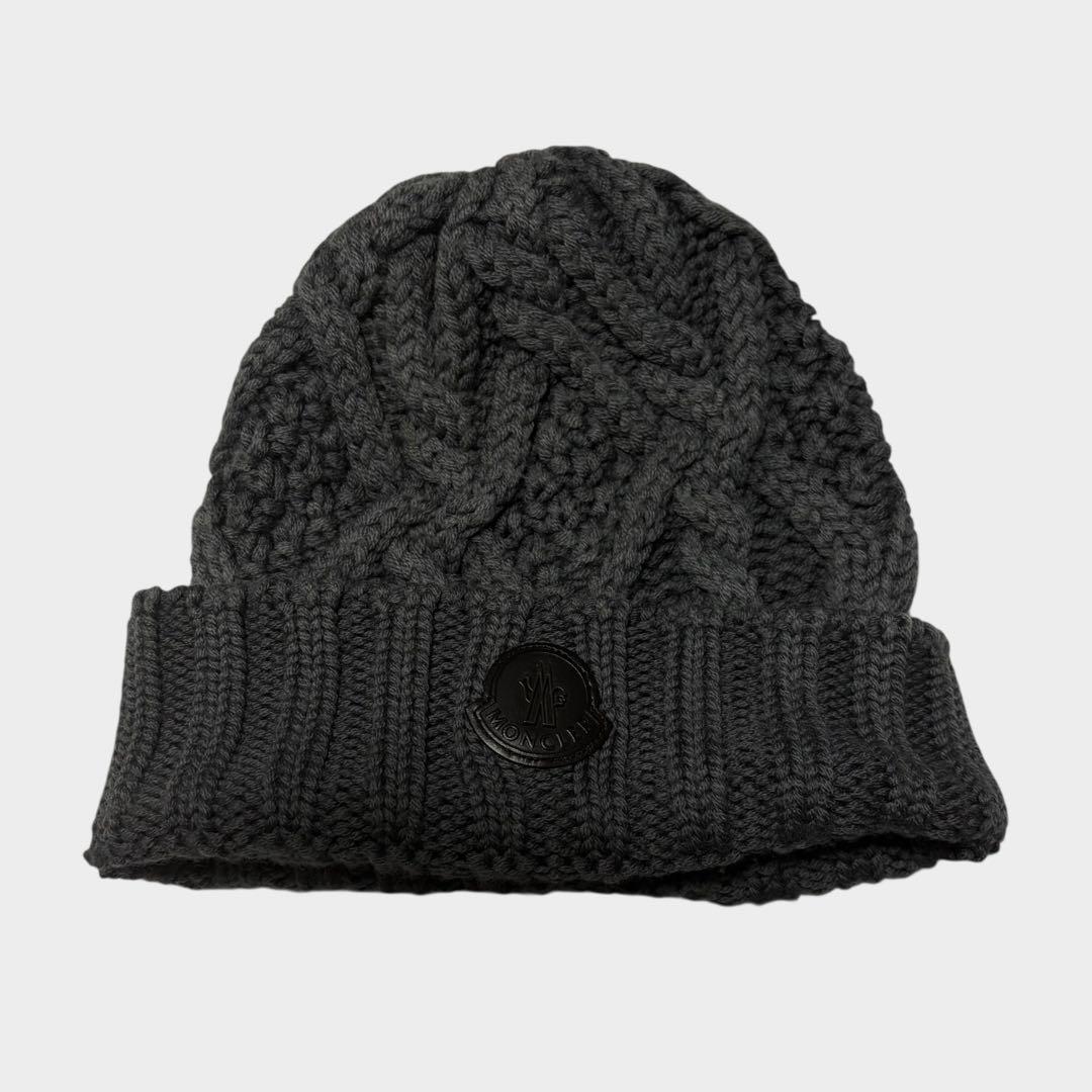 MONCLER ケーブル編み ニット帽 抜群の温かさ 国内代理店表記有