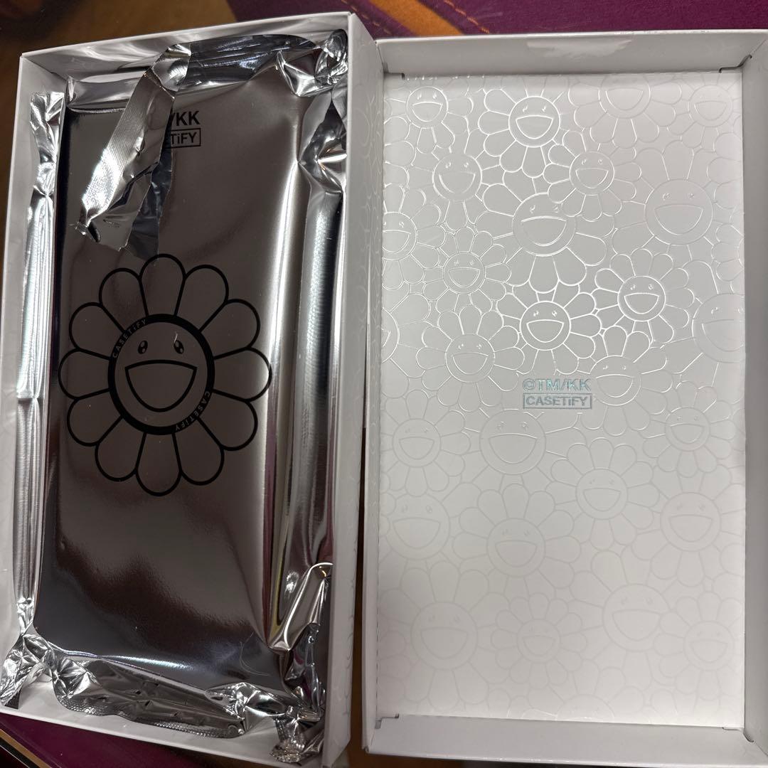 CASETiFY iPhone 16 Pro Max フラワーケース