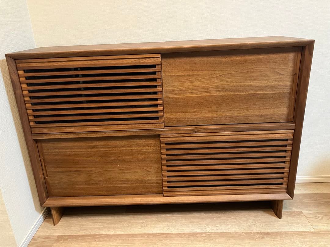 カリモク　サイドボード　キャビネット　ルーバー　ウォールナット