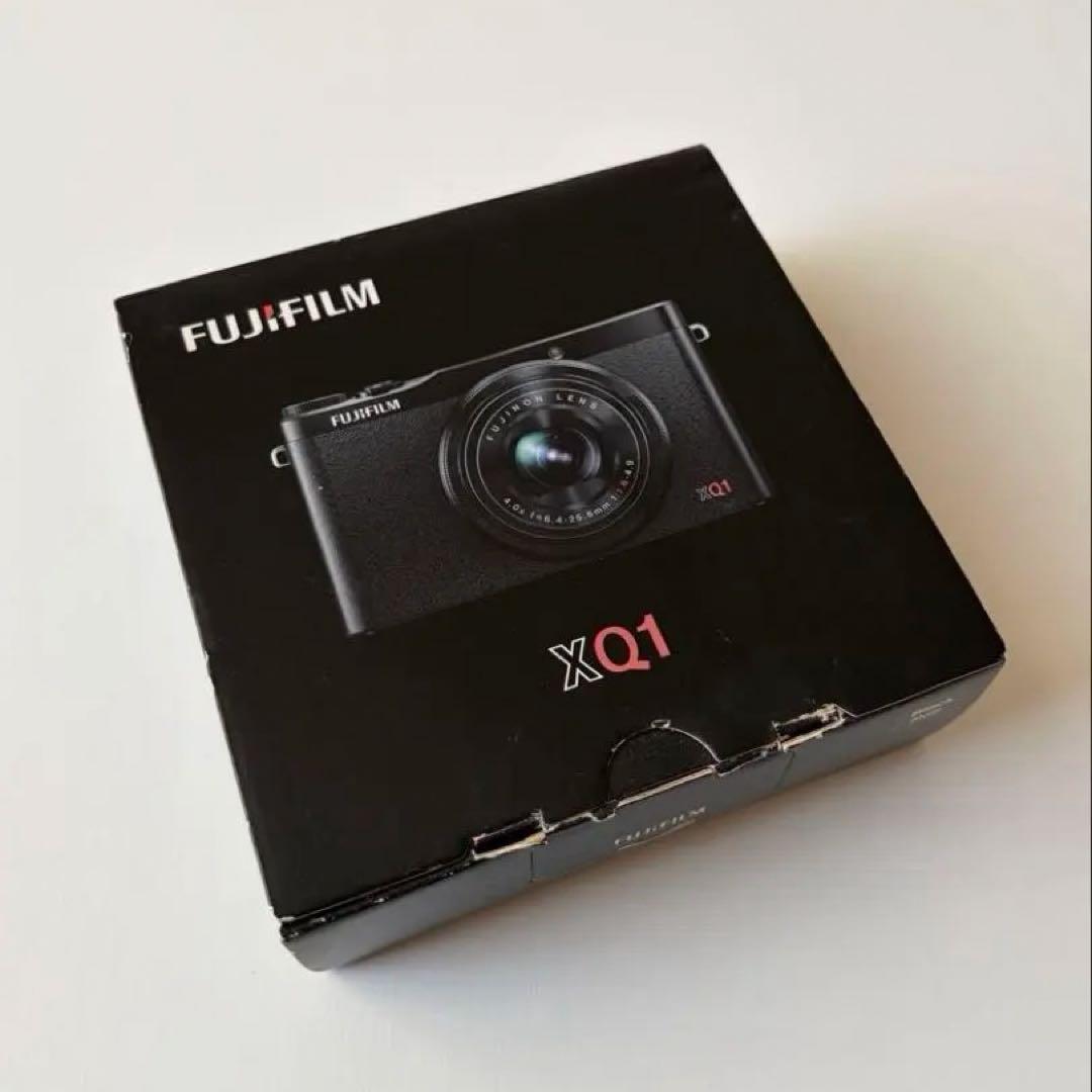 Fujifilm XQ1 コンパクトデジタルカメラ ブラック