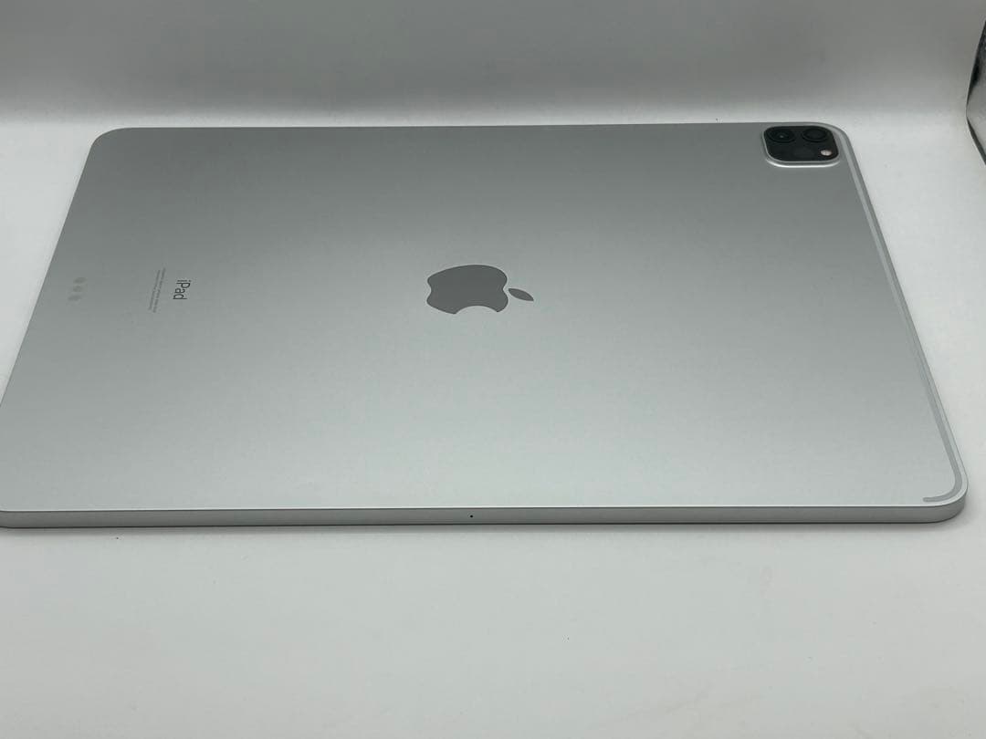 iPad Pro 12.9インチ 第5世代128GB シルバー MHNG3J/A