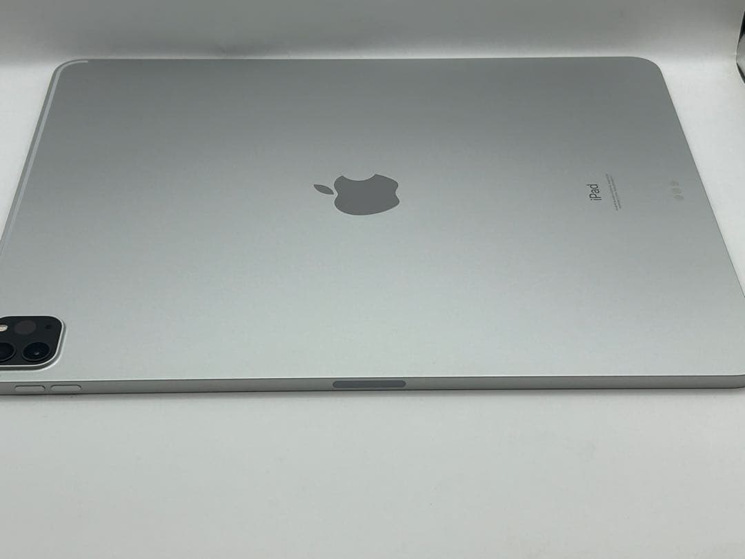 iPad Pro 12.9インチ 第5世代128GB シルバー MHNG3J/A