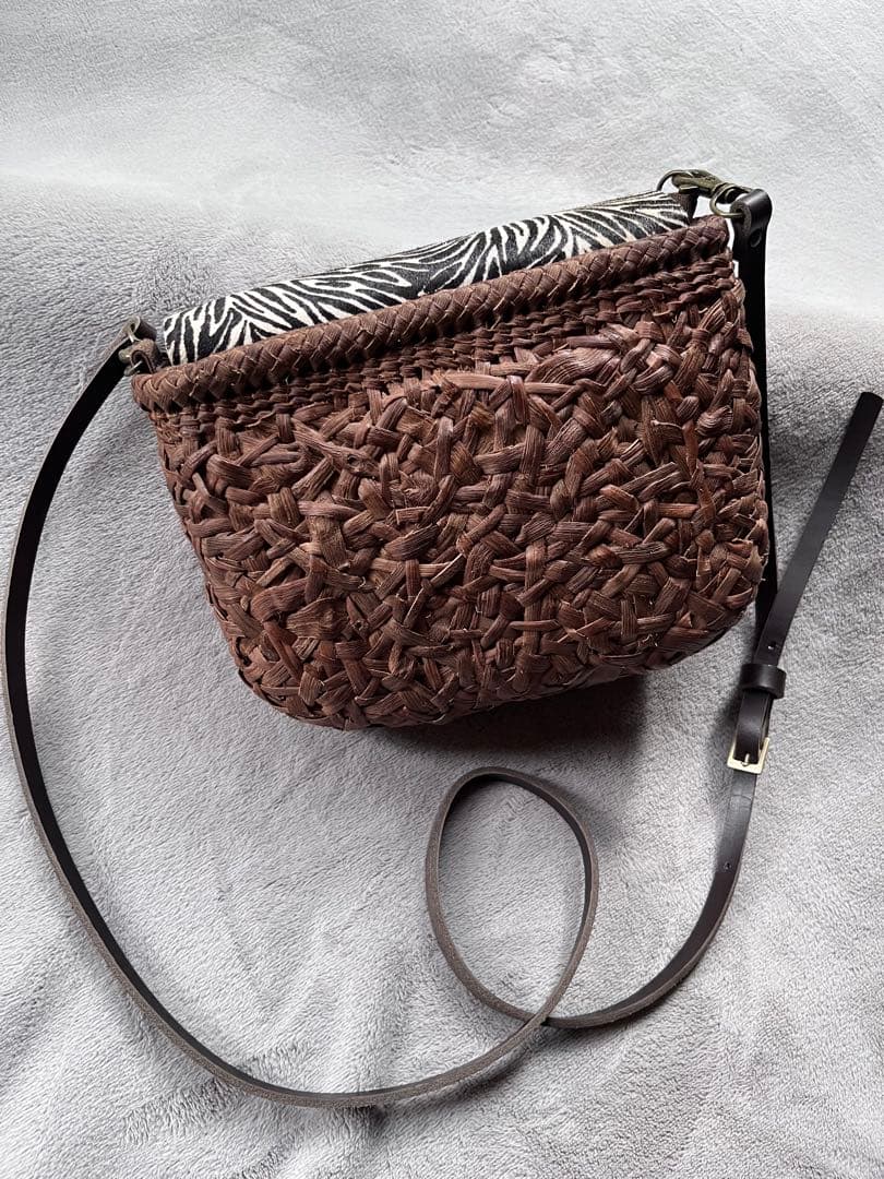 山葡萄　ポシェット　山葡萄籠