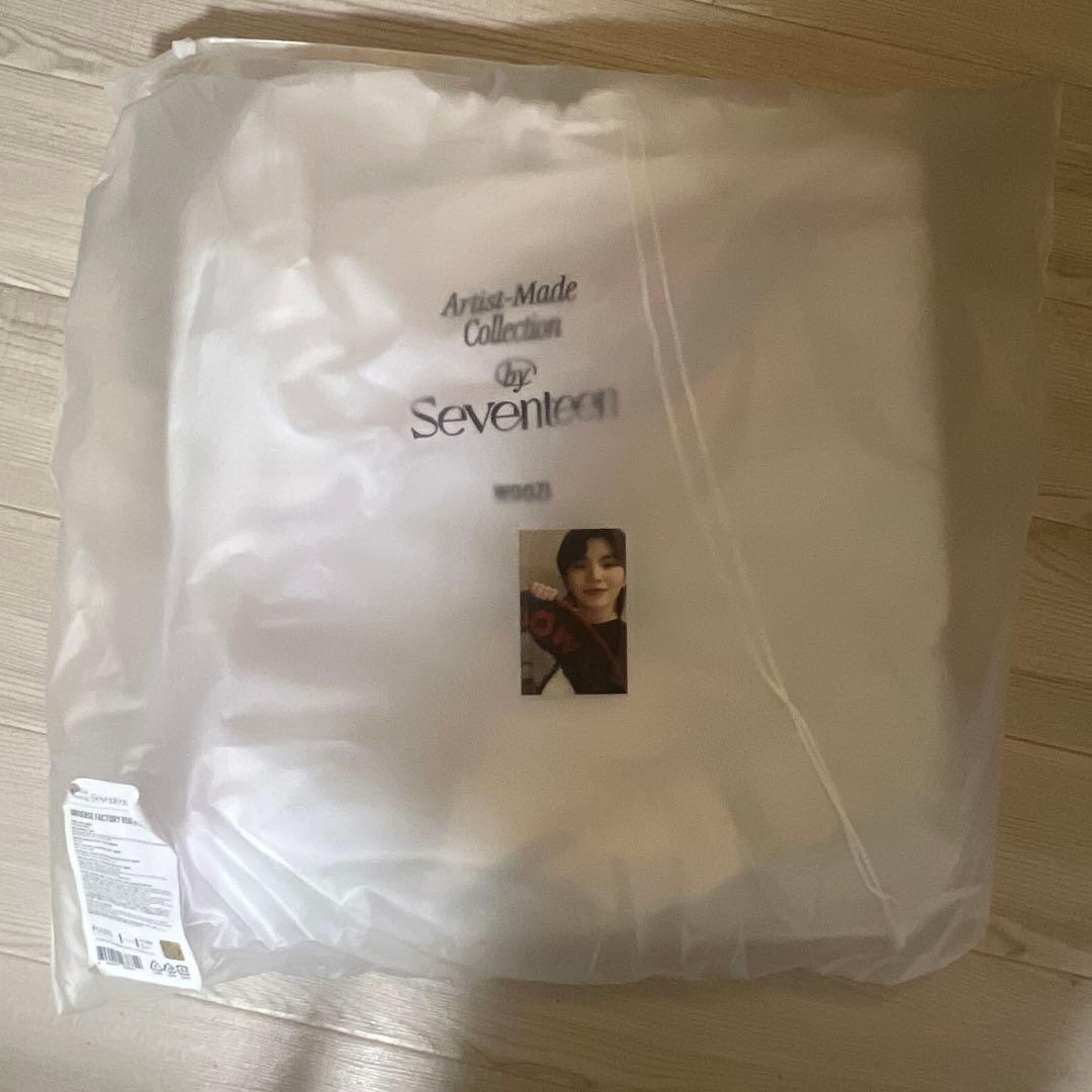 seventeen アーティストメイド　ウジ　ラグ　トレカ付き