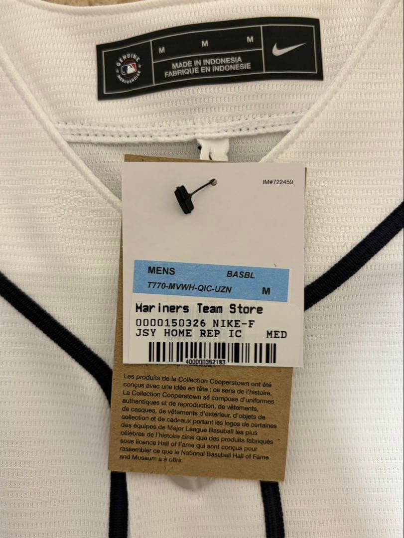 【現地購入・正規品】野球殿堂入りパッチ付き　イチロー　ユニフォーム