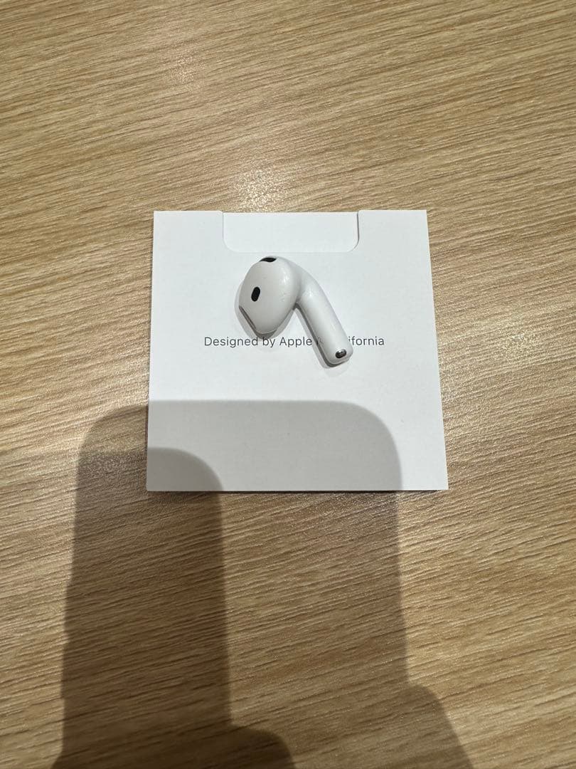 Apple AirPods 第4世代ノイズキャンセリング 右耳のみ