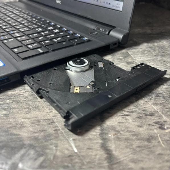 ★Windows11 最新オフィス2024 SSD　初期設定済すぐつかえます★