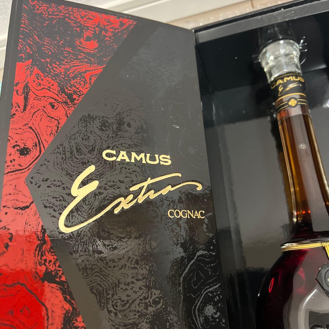 CAMUS ブランデー　エクストラ　ロングネックコニャック