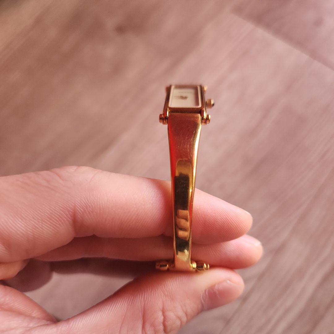 GUCCI レディースウォッチ ゴールド 1500