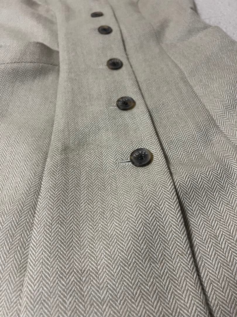 FOXEYジレ ベスト 上質ウールカシミヤ混 ヘリンボーン柄ベージュ 42