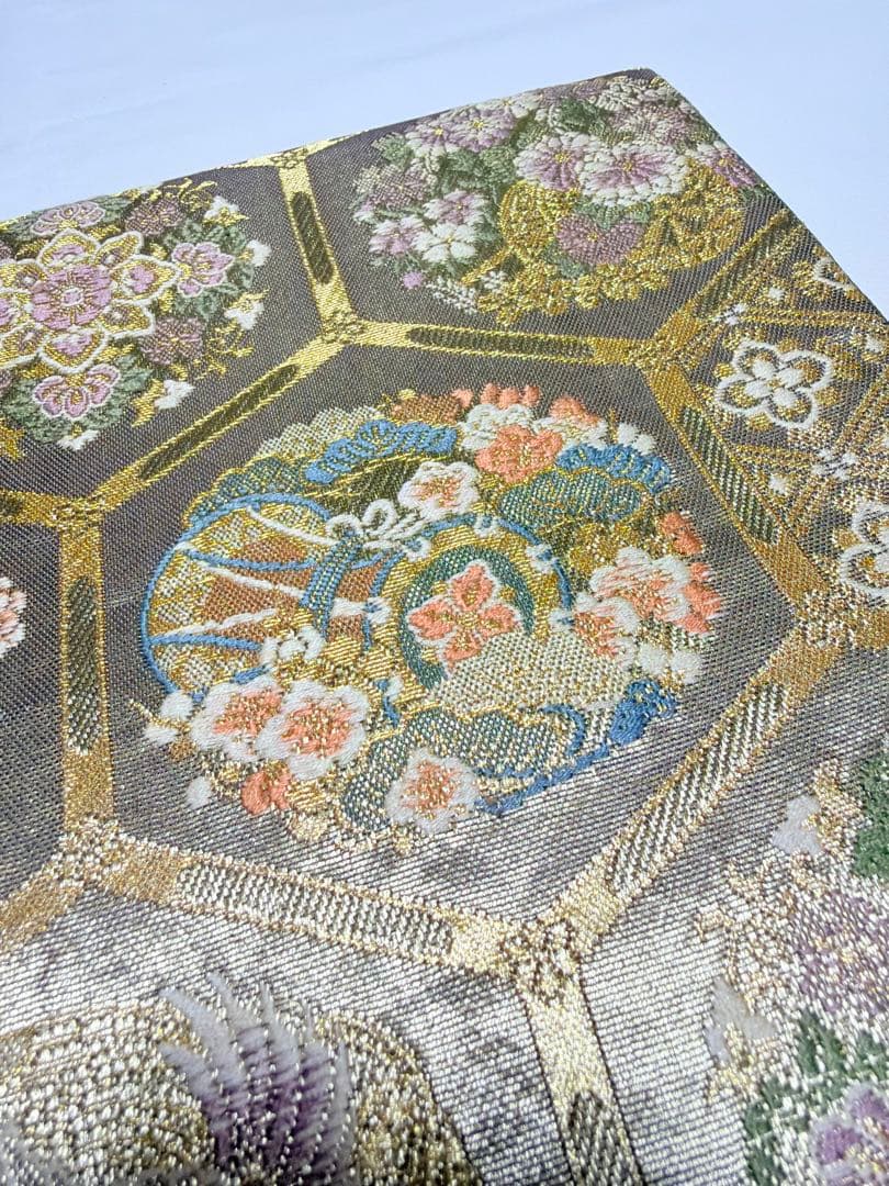 高級 袋帯 正絹 六通柄 ゴールド 金糸 フォーマル 訪問着 留袖 色無地