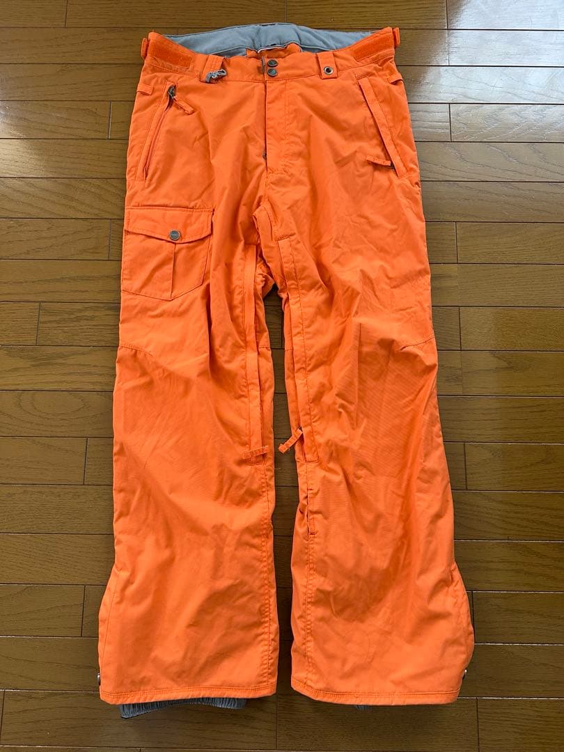 686 FUELメンズ（L）スキーウェア　スノーウェア　上下セット　オレンジ