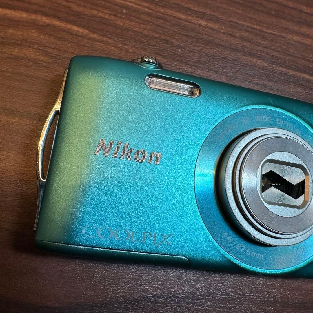 Nikon COOLPIX S3300 デジカメ ほぼ新品 4665